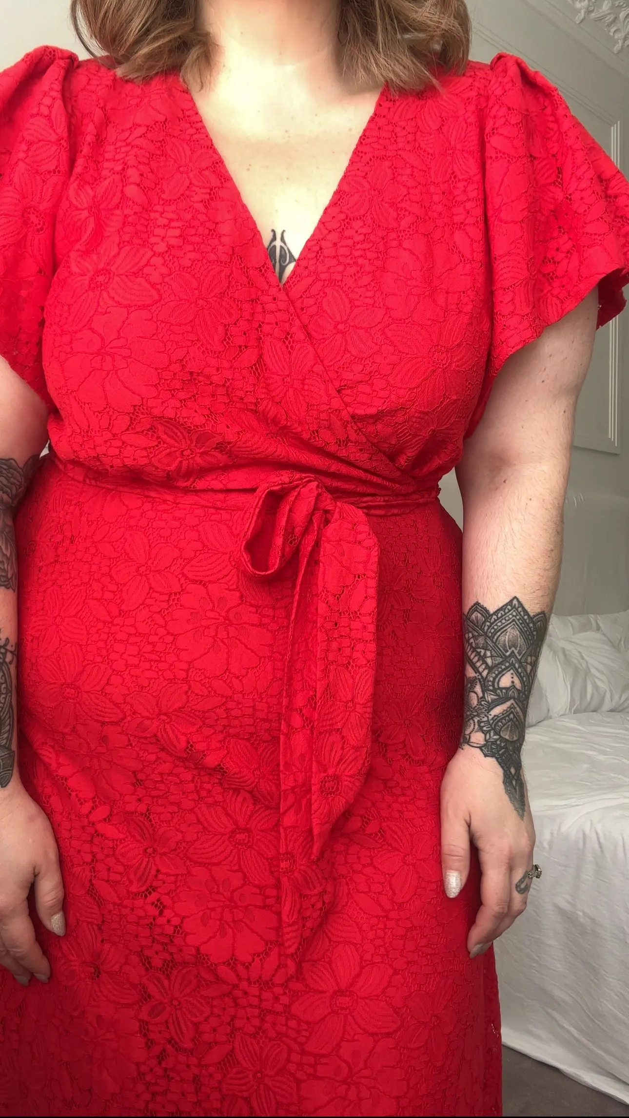 Bella dress - Red Lace