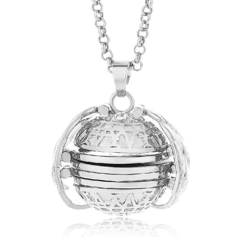 Expanding 4 Photo Locket Necklace