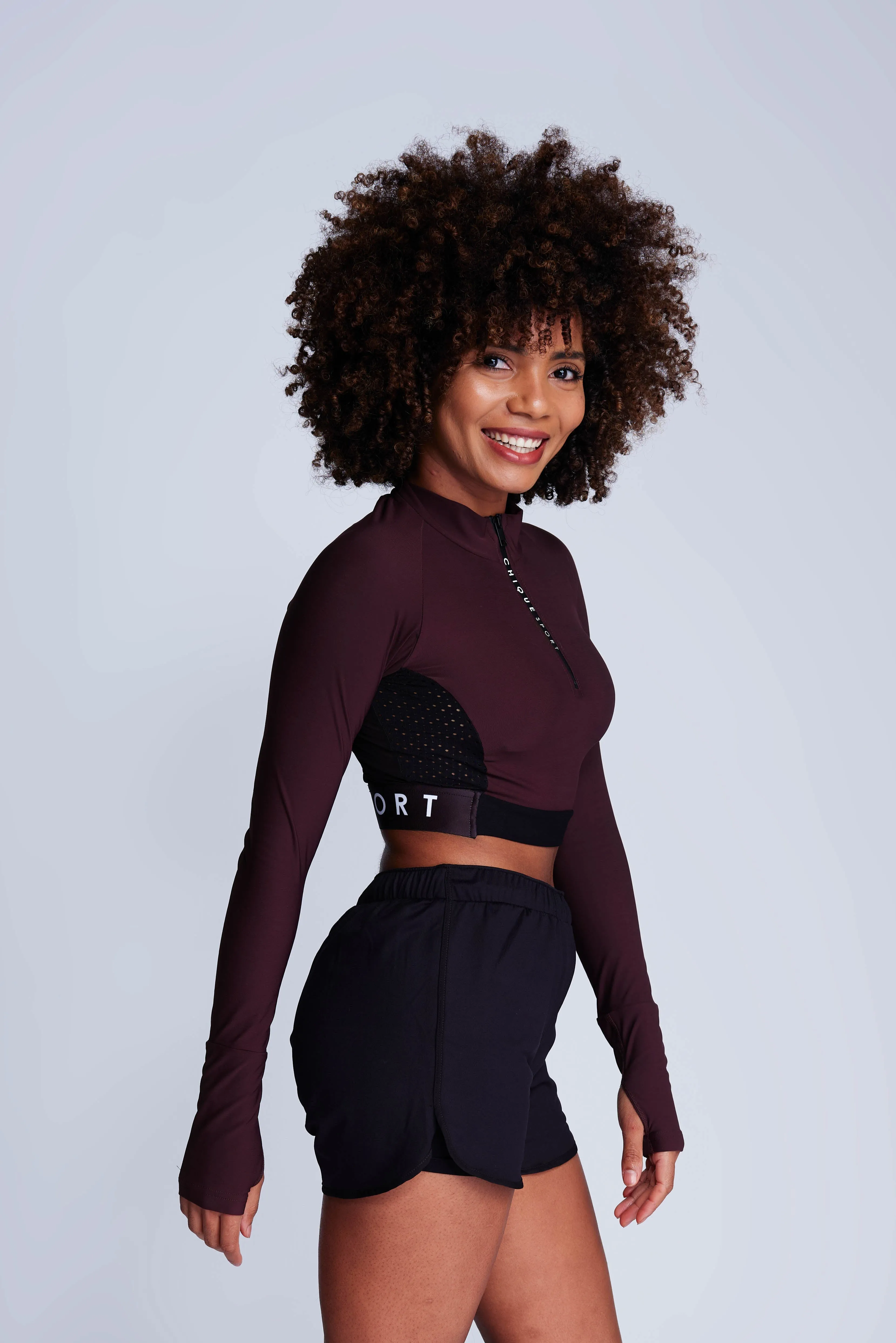 Ignite Long-Sleeve Crop Top in Truffle