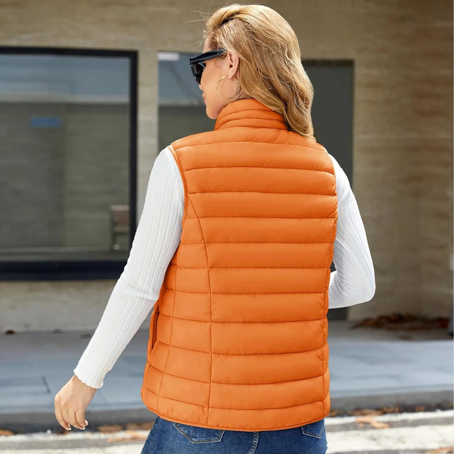 Women's Puffer Vest Lightweight Stand Collar Zip 4 Pockets Puffy Vests Sleeveless Quilted Padded Outerwear