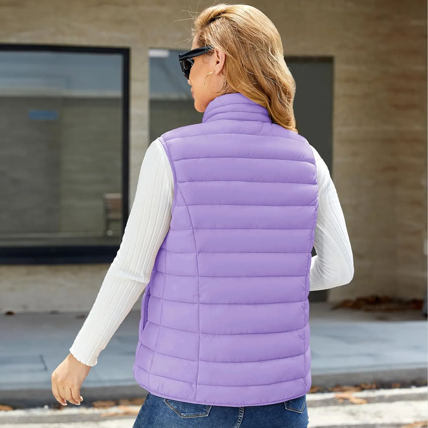 Women's Puffer Vest Lightweight Stand Collar Zip 4 Pockets Puffy Vests Sleeveless Quilted Padded Outerwear