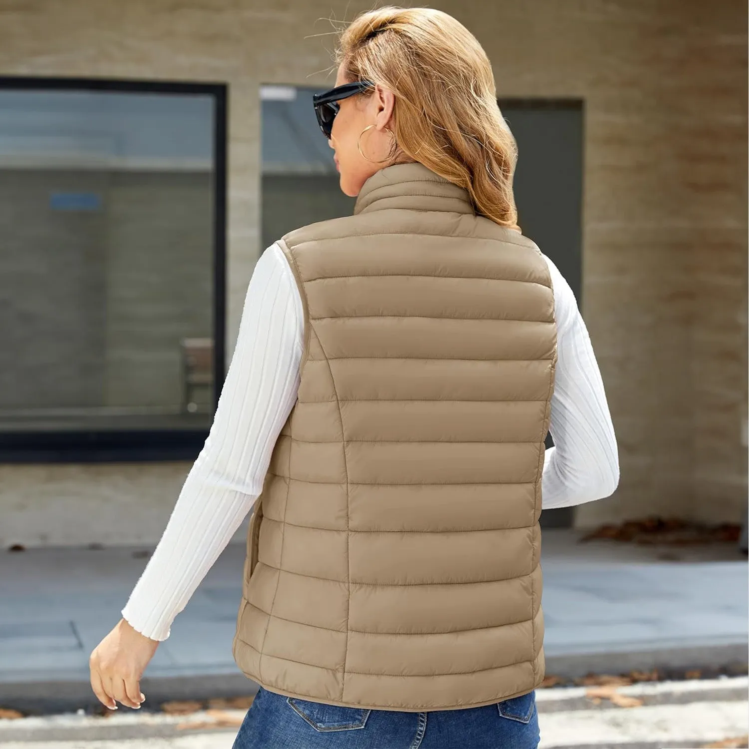 Women's Puffer Vest Lightweight Stand Collar Zip 4 Pockets Puffy Vests Sleeveless Quilted Padded Outerwear